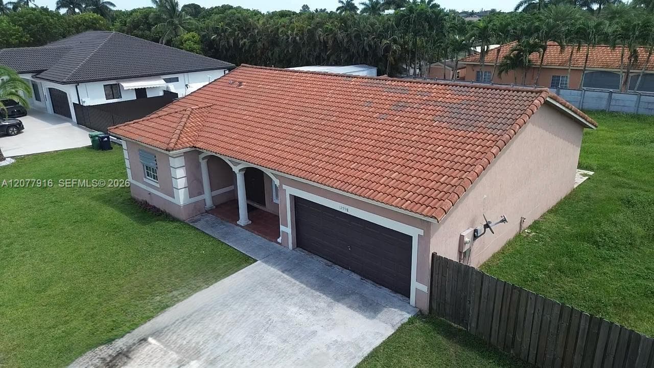 12998 SW 219th Ter, Miami, FL 33170 photo 2