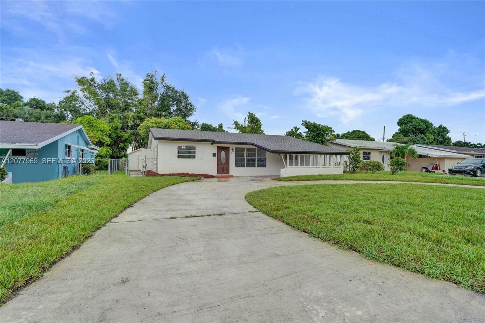 6761 Pershing St, Hollywood, FL 33024 photo 2