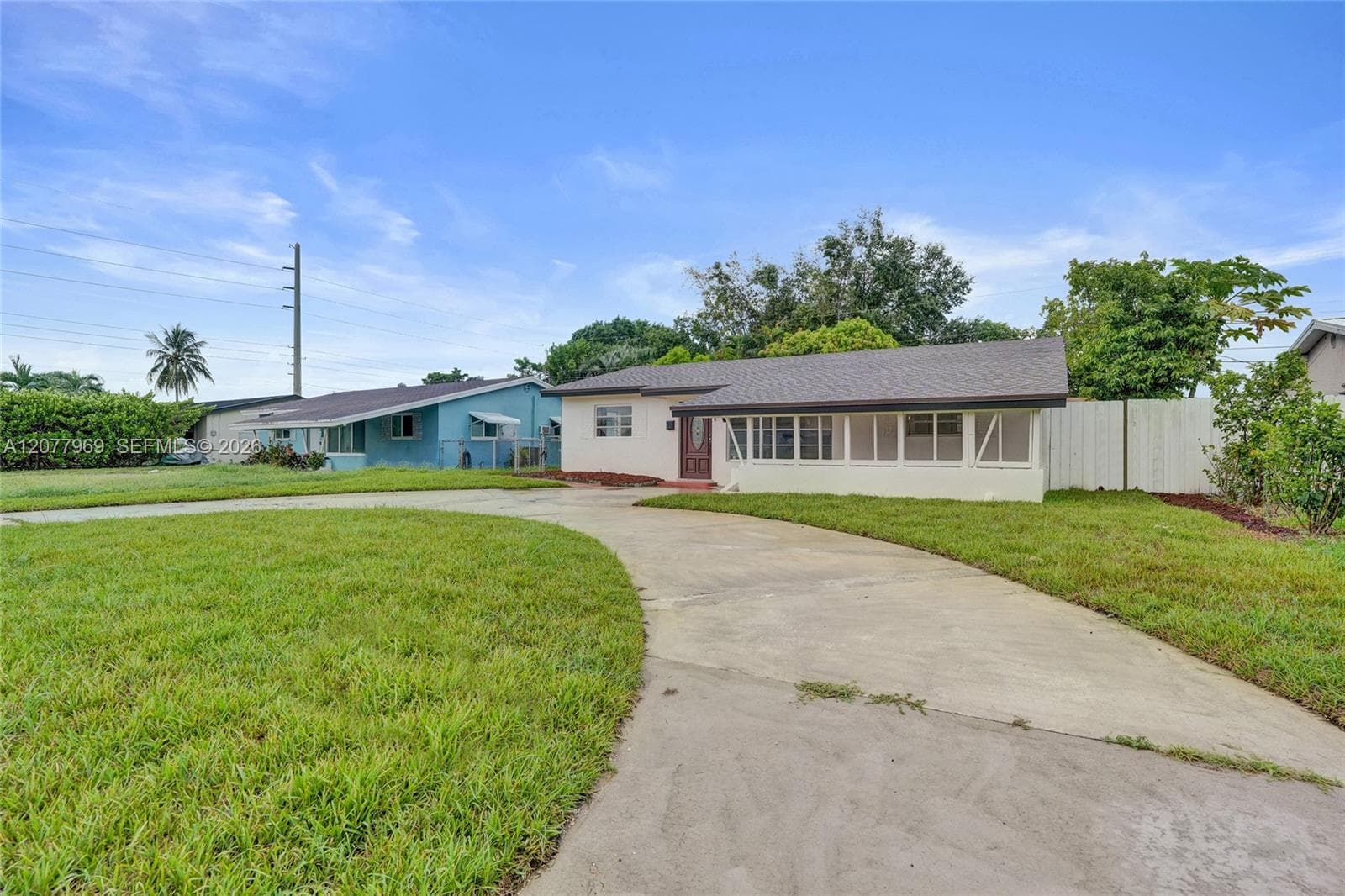 6761 Pershing St, Hollywood, FL 33024 photo 3