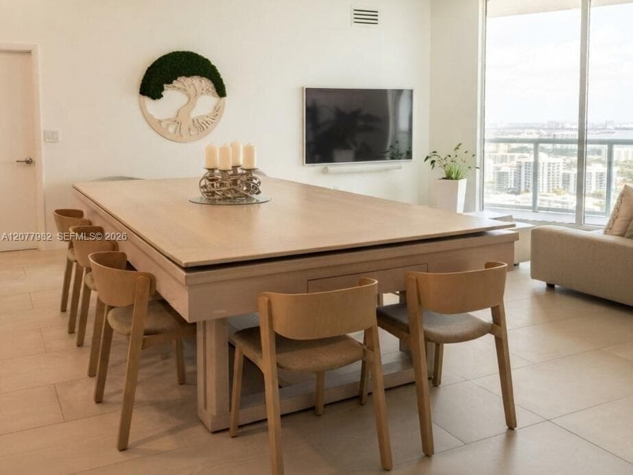 1900 N Bayshore Dr # 5004, Miami, FL 33132 photo 3