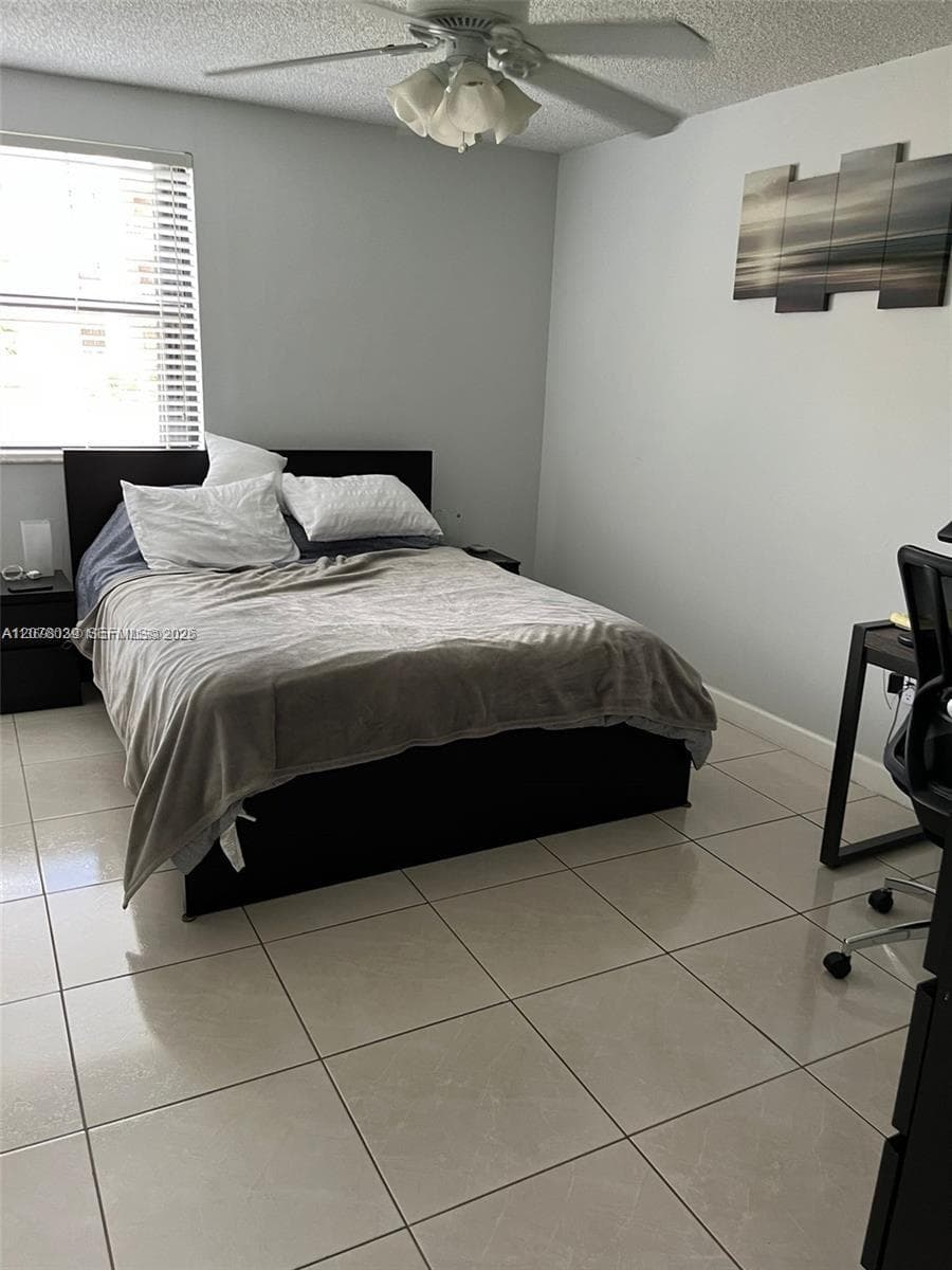 10135 NW 9th St Cir # 5-208, Miami, FL 33172 photo 3