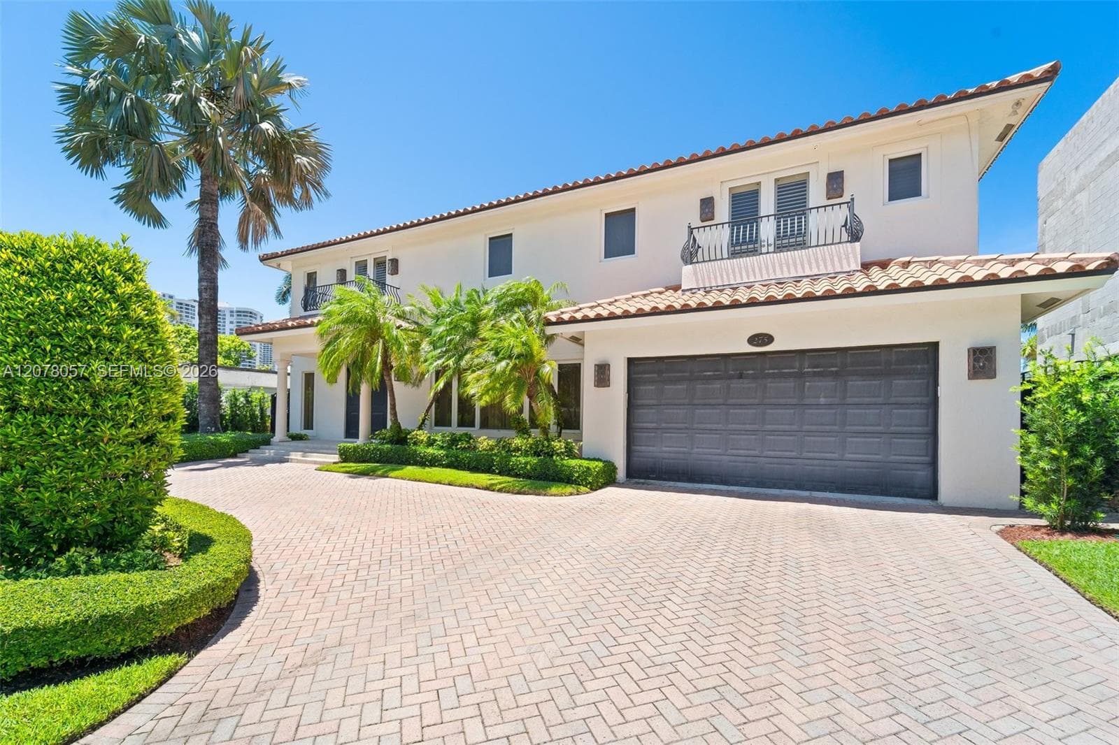 275 189th Ter, Sunny Isles Beach, FL 33160 photo 3