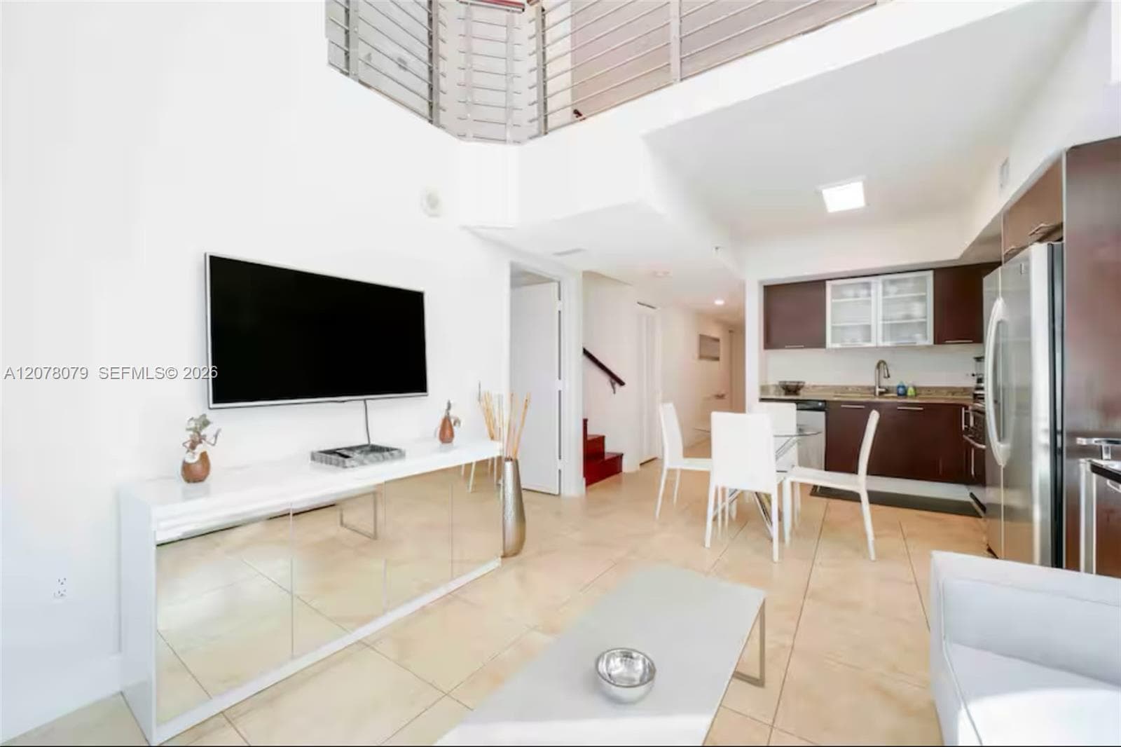 41 SE 5th St # 408, Miami, FL 33131 photo 2