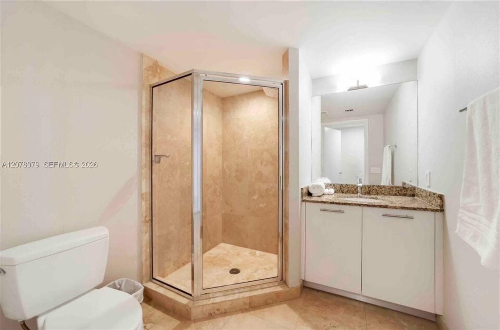 41 SE 5th St # 408, Miami, FL 33131 photo 5