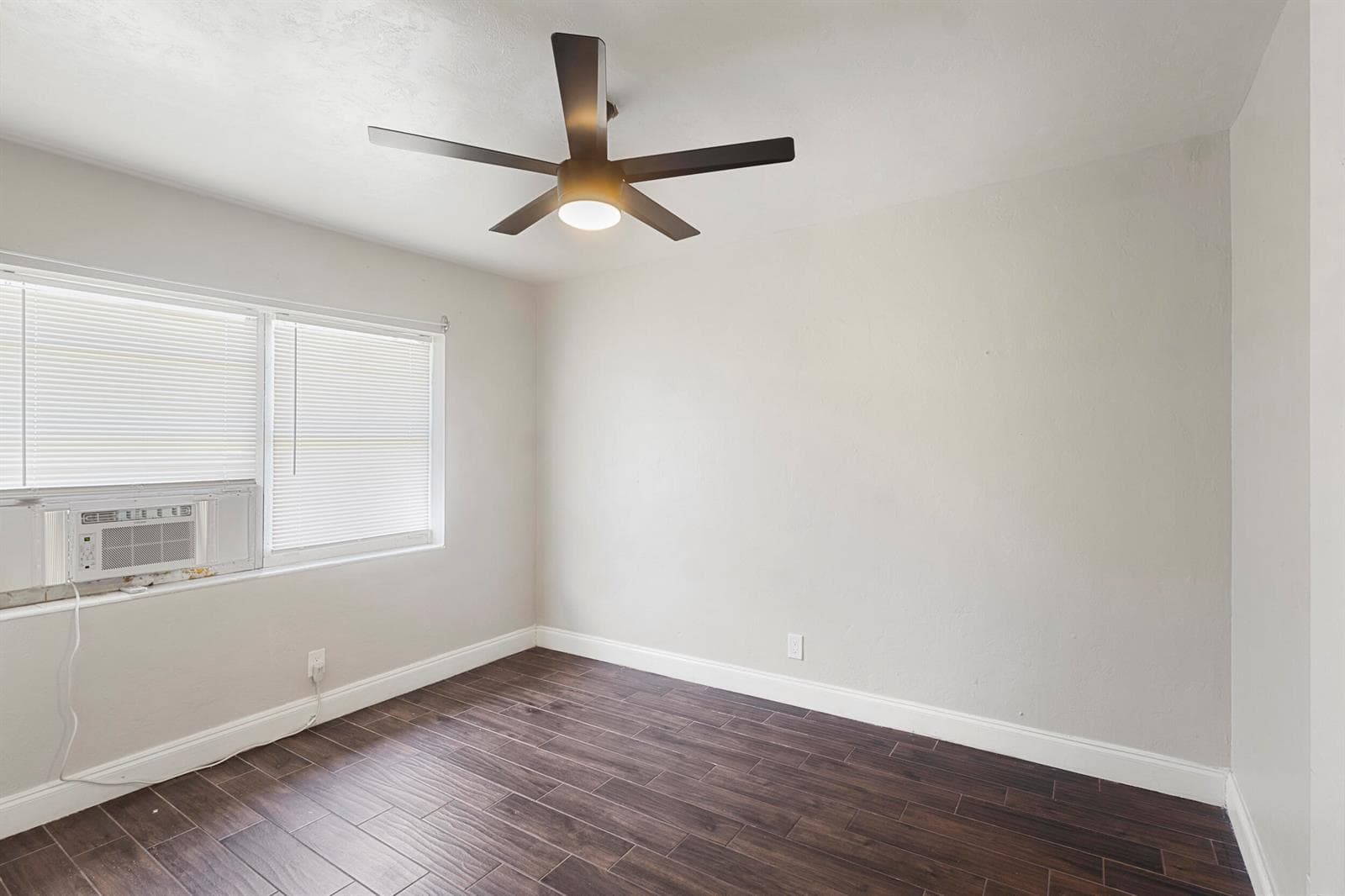 730 NW 4th Avenue # 3, Fort Lauderdale, FL 33311 photo 4