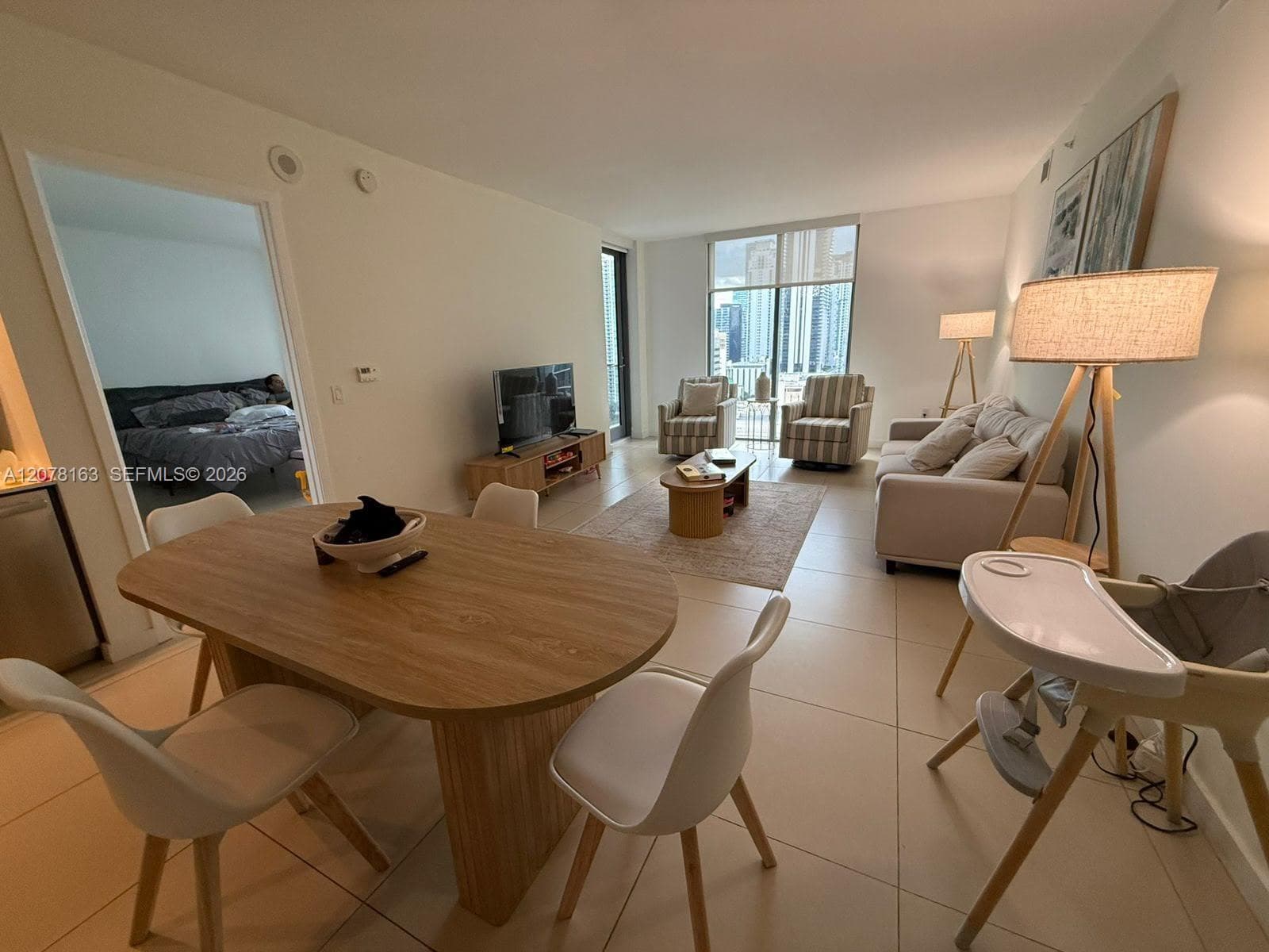 31 SE 6th St # 2407, Miami, FL 33131 photo 3