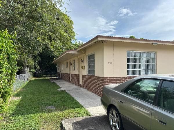 2541 Taylor Street # 1, Hollywood, FL 33020