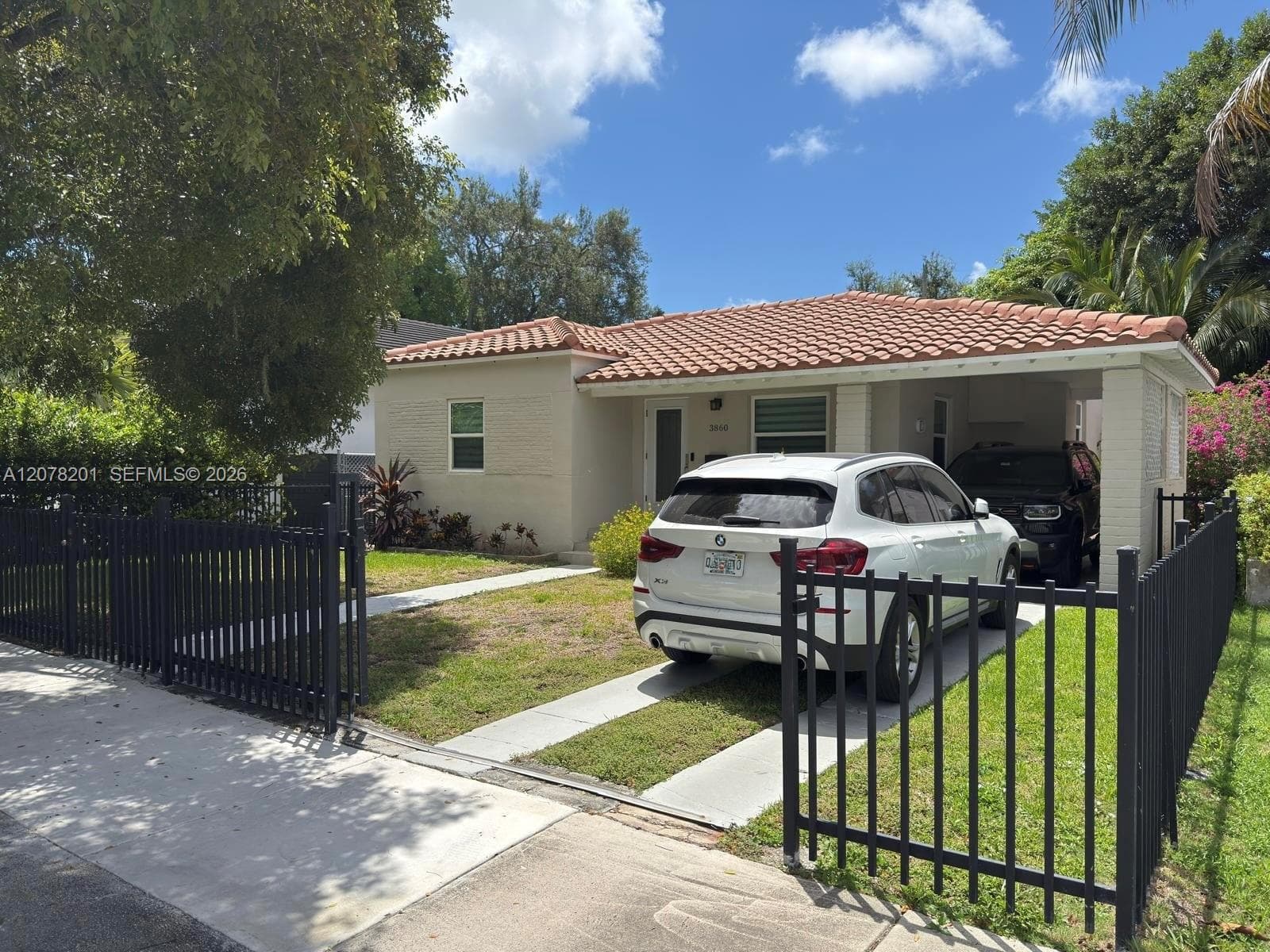 3860 SW 1st St, Miami, FL 33134