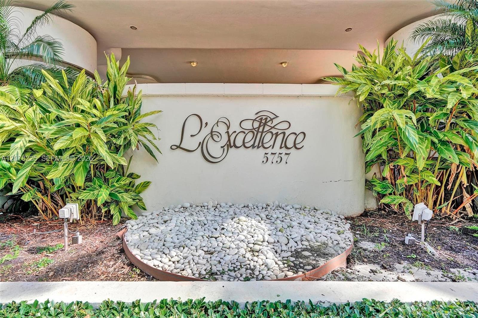 5757 Collins Ave # 2004, Miami Beach, FL 33140