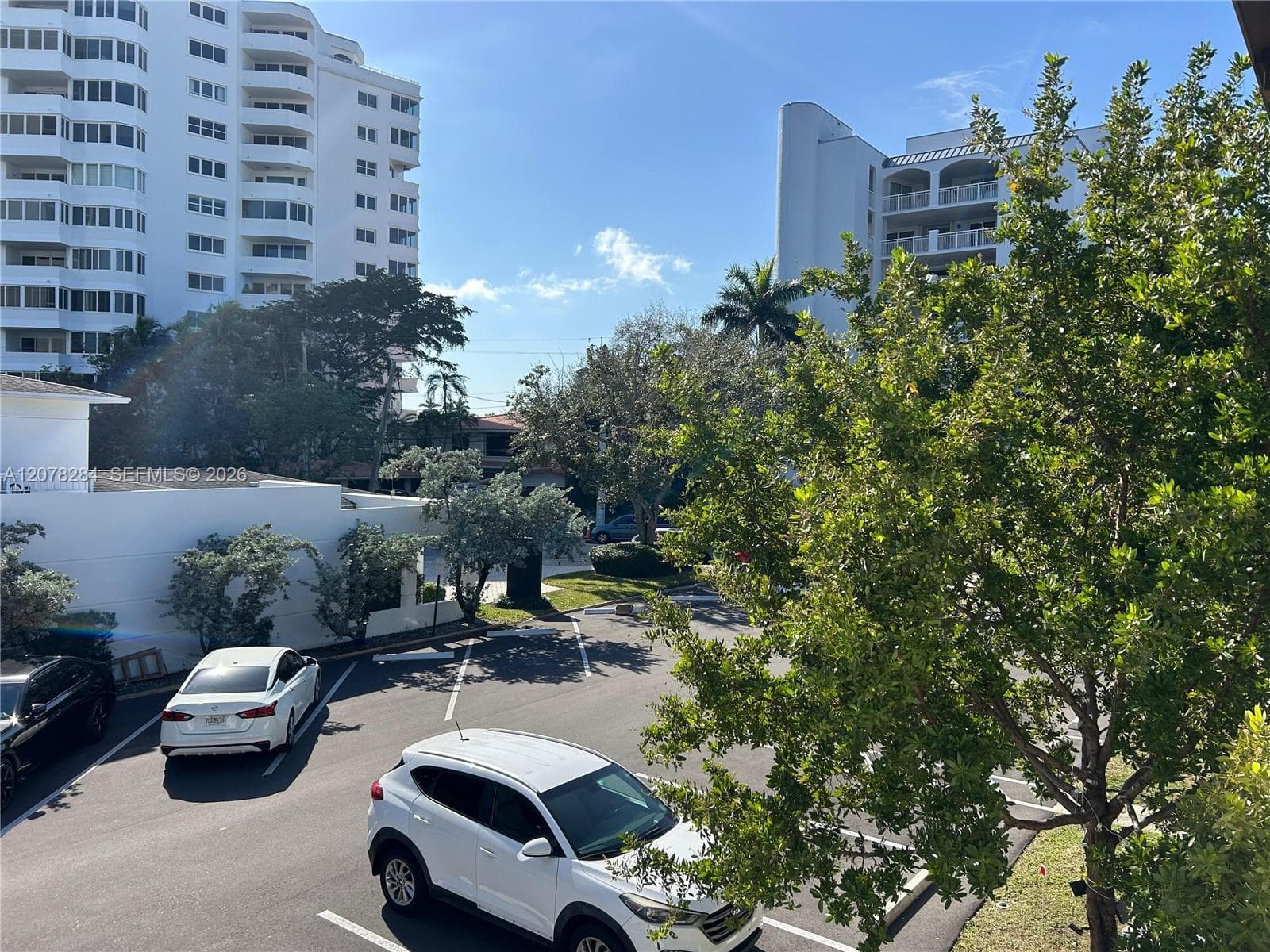 300 Sunset Dr # 2, Fort Lauderdale, FL 33301 photo 2