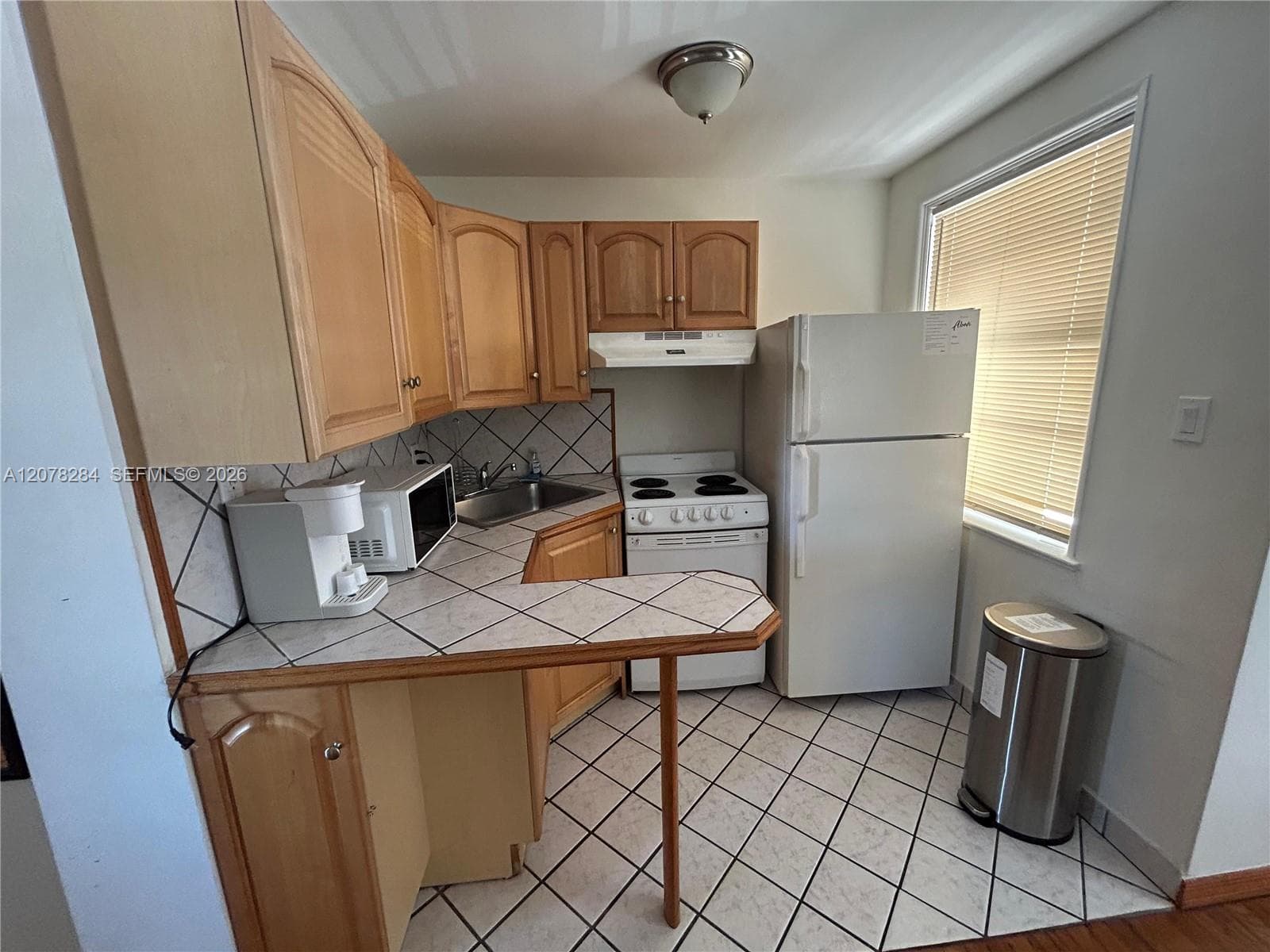 300 Sunset Dr # 2, Fort Lauderdale, FL 33301 photo 4