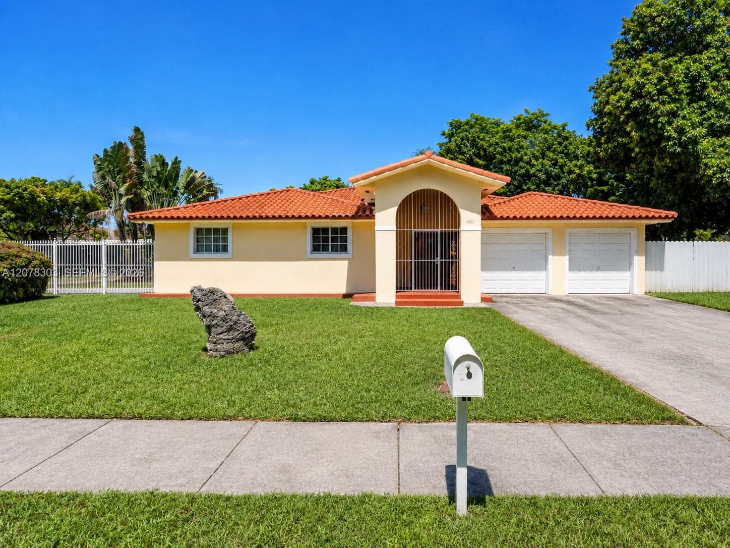 6450 SW 102nd Ave, Miami, FL 33173 photo 2