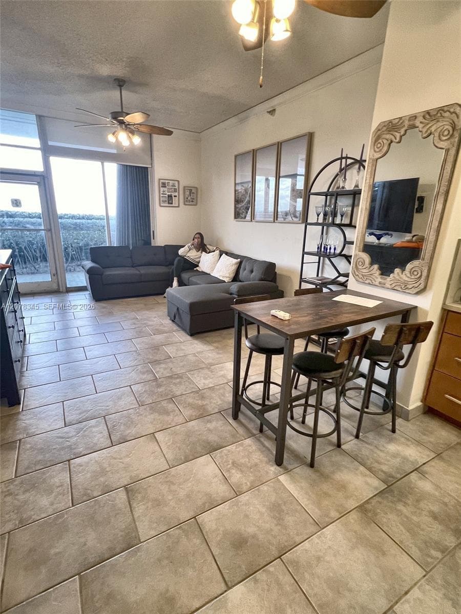 16711 Collins Ave # BC-5, Sunny Isles Beach, FL 33160 photo 4