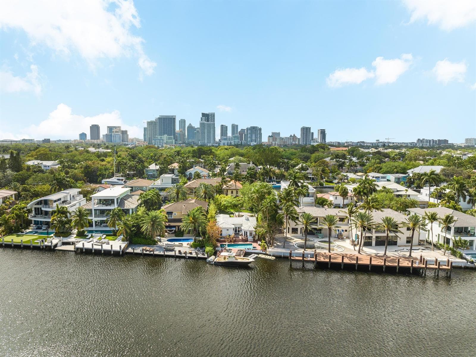 124 S GORDON Road, Fort Lauderdale, FL 33301 photo 2