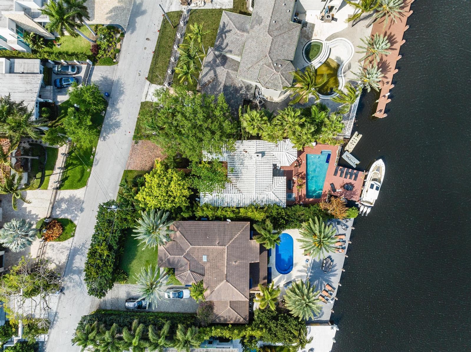 124 S GORDON Road, Fort Lauderdale, FL 33301 photo 5