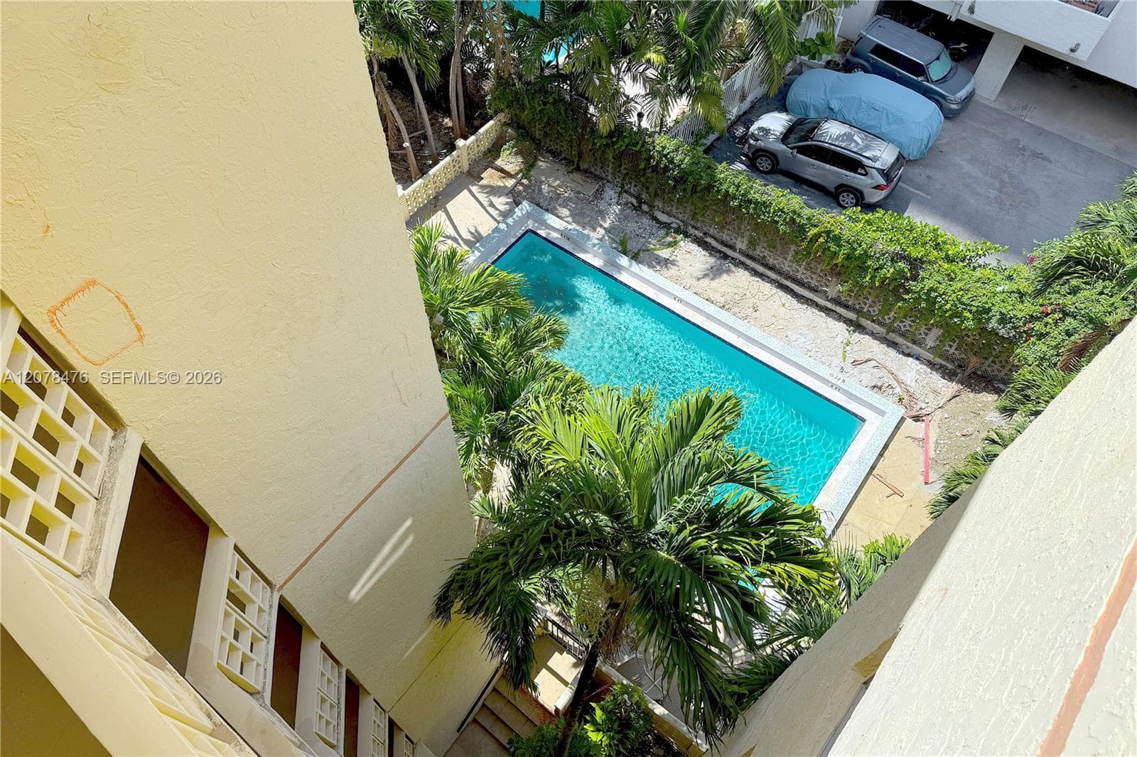 600 NE 25th St # PHD/73, Miami, FL 33137 photo 2
