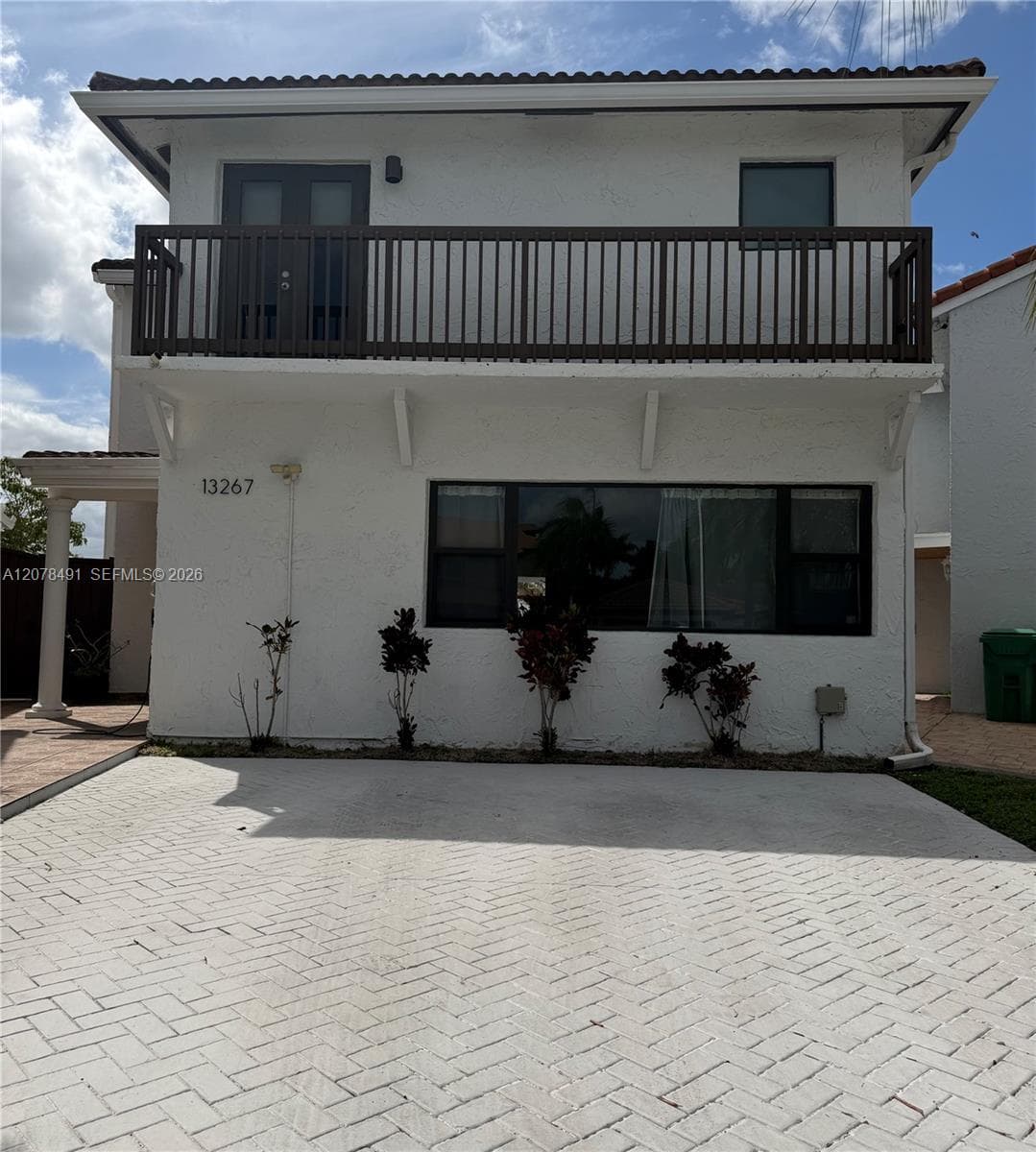 13267 SW 9th Ln, Miami, FL 33184 photo 2
