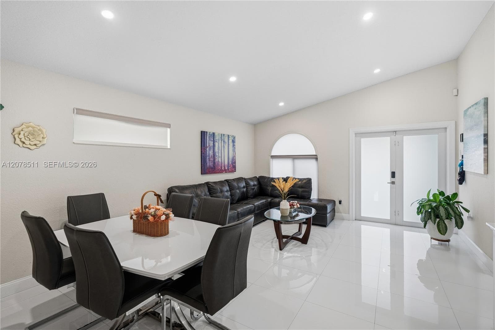 7456 W 34th Ln, Hialeah, FL 33018 photo 2