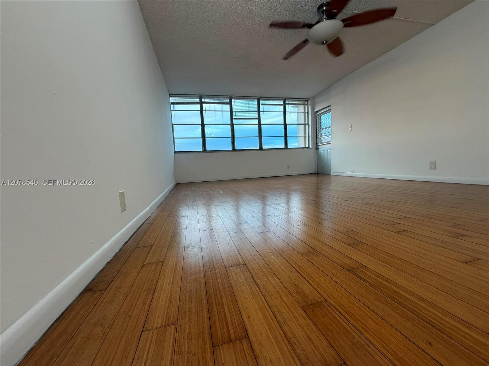 2025 NE 164th St # 1015, North Miami Beach, FL 33162 photo 3