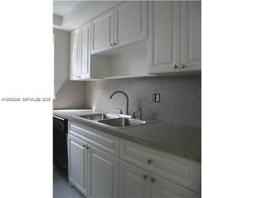 7370 SW 82nd St # E120, Miami, FL 33143 photo 2