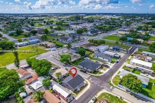 655 SW 5th St, Homestead, FL 33030 photo 3