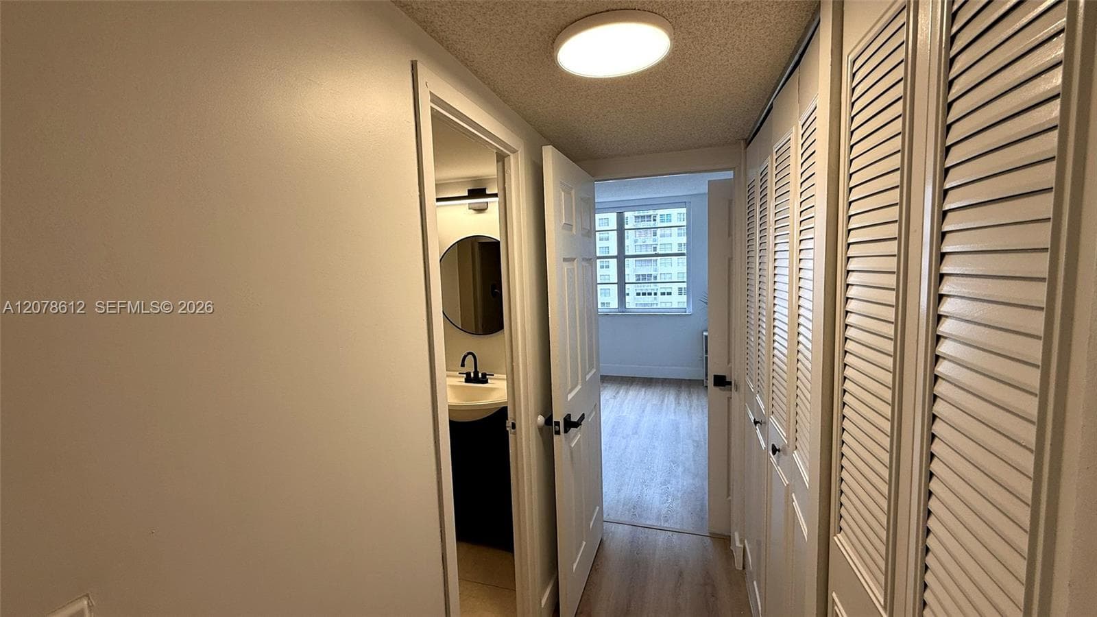 251 174th St # 608, Sunny Isles Beach, FL 33160 photo 5