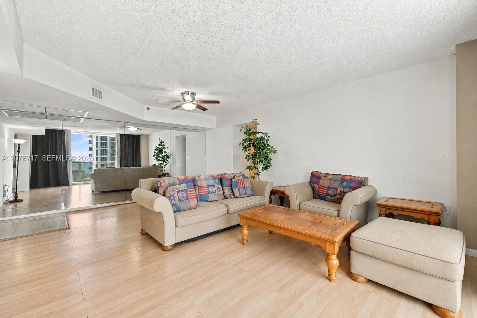 5900 Collins Ave # 1006, Miami Beach, FL 33140 photo 2