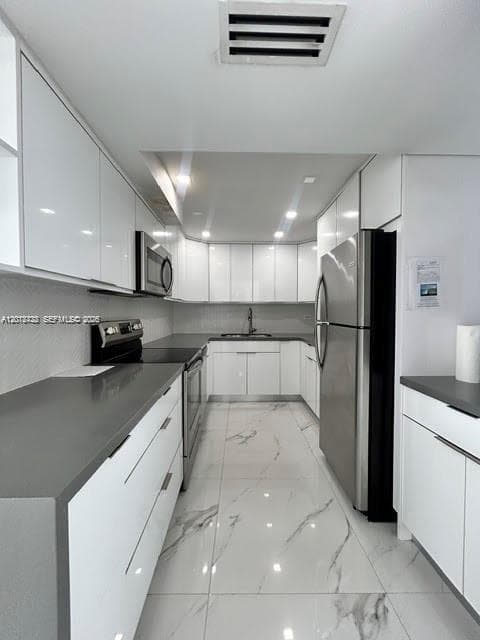 6039 Collins Ave # CU -1033, Miami Beach, FL 33140 photo 3