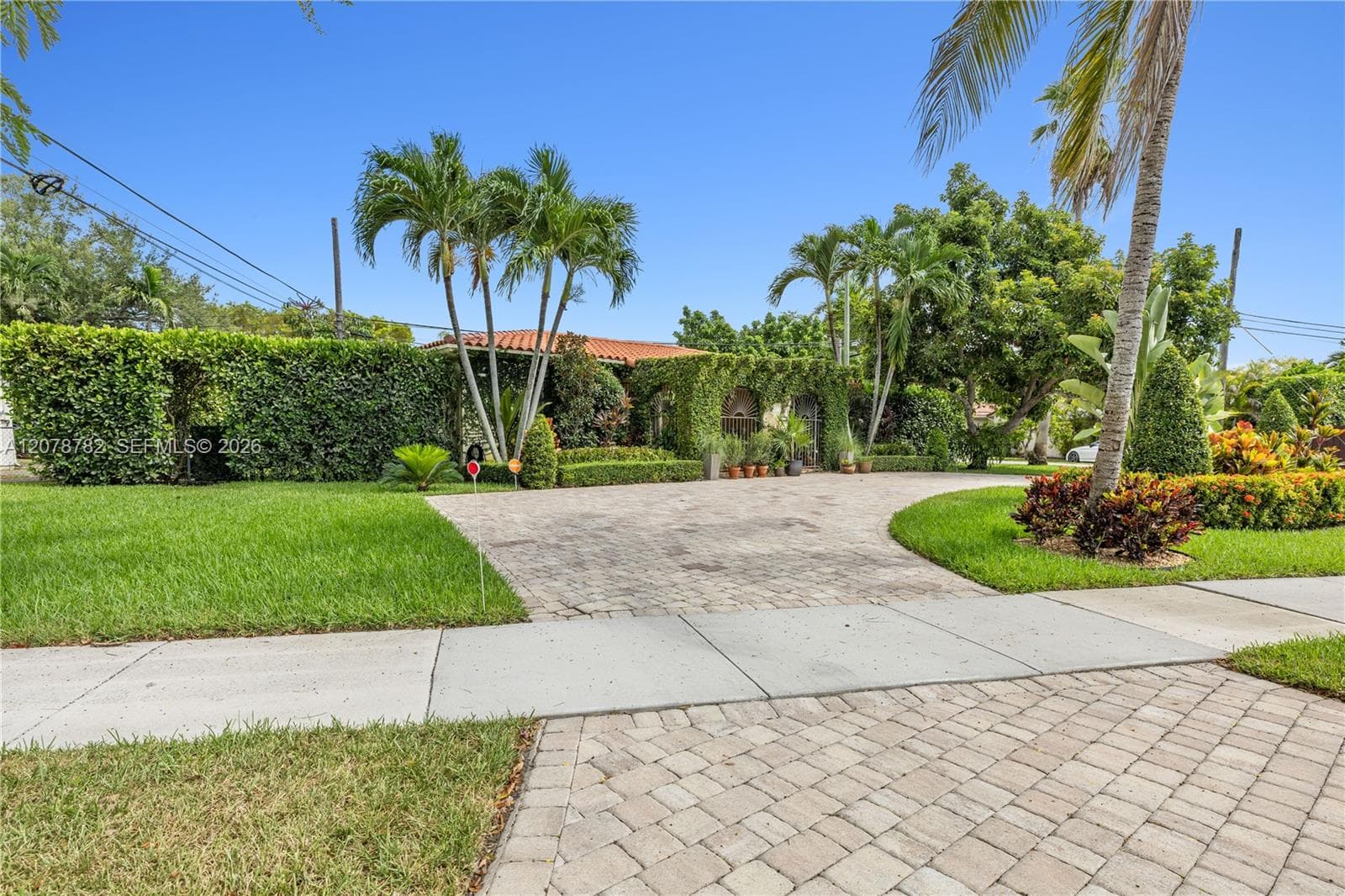6811 SW 48th Ter, Miami, FL 33155 photo 3