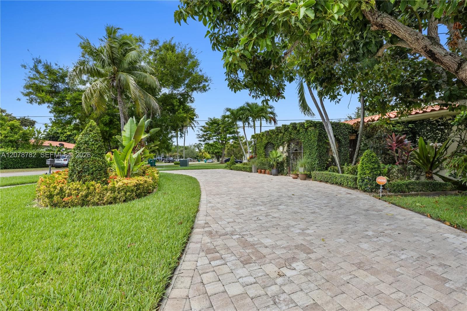 6811 SW 48th Ter, Miami, FL 33155 photo 5