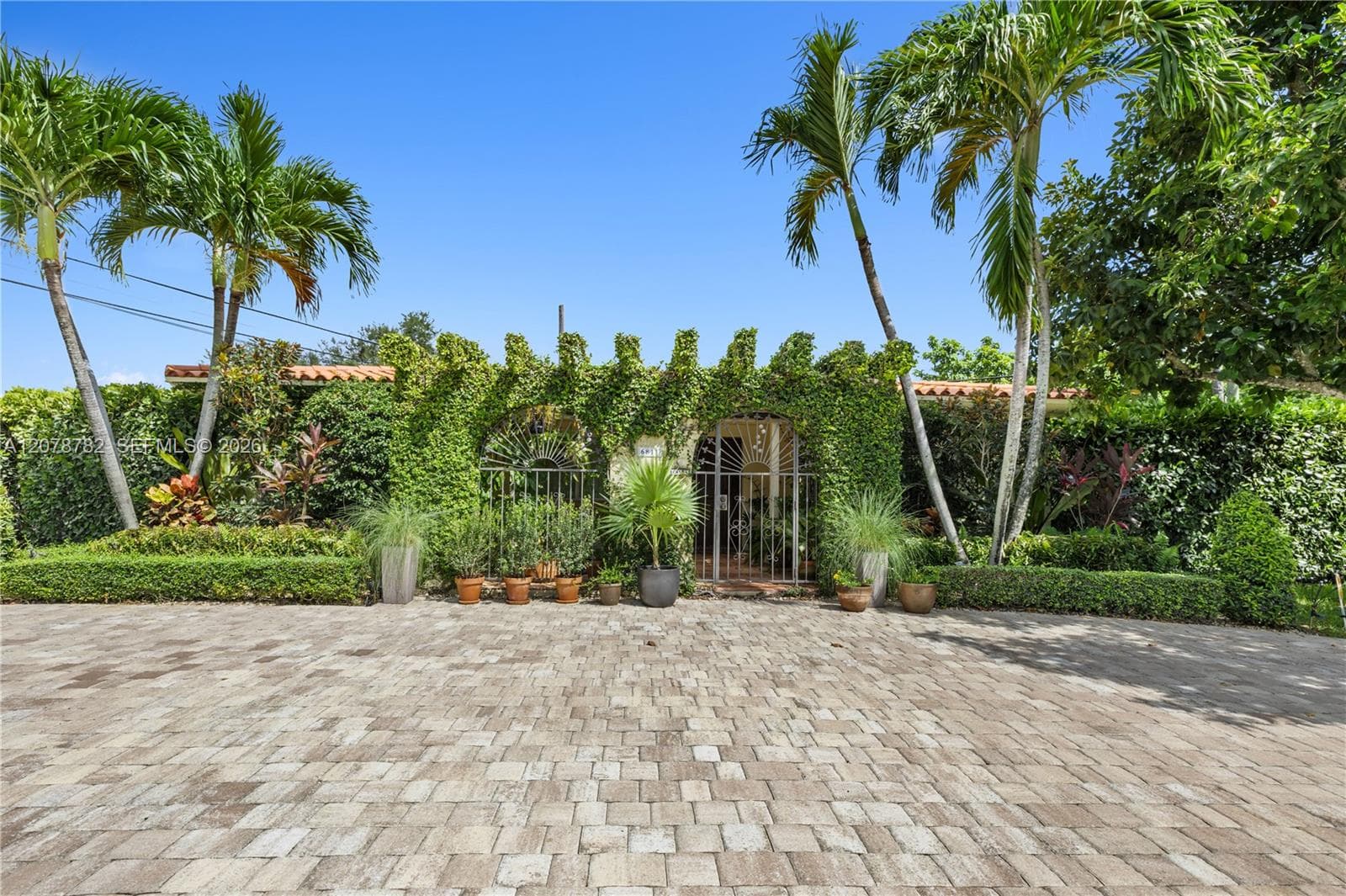 6811 SW 48th Ter, Miami, FL 33155 photo 4