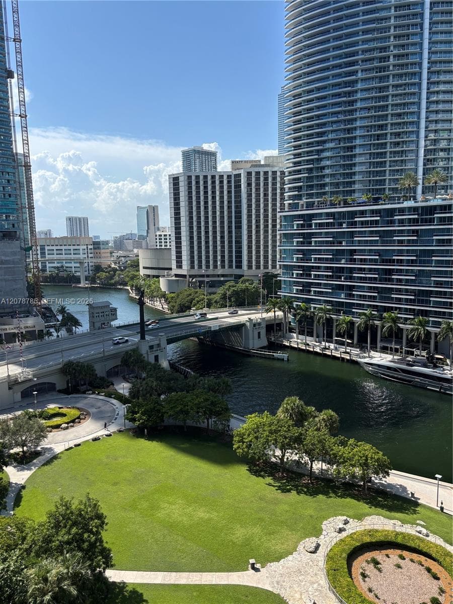 475 Brickell Ave # 1410, Miami, FL 33131 photo 2