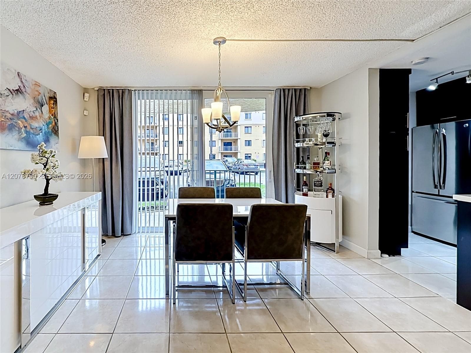 9350 Fontainebleau Blvd # 101, Miami, FL 33172 photo 3