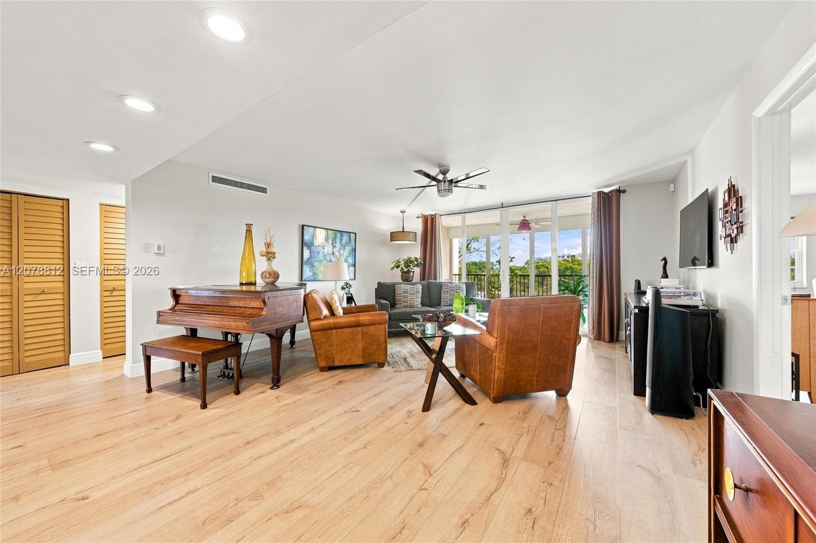 3940 Inverrary Blvd # 601-A, Lauderhill, FL 33319 photo 5