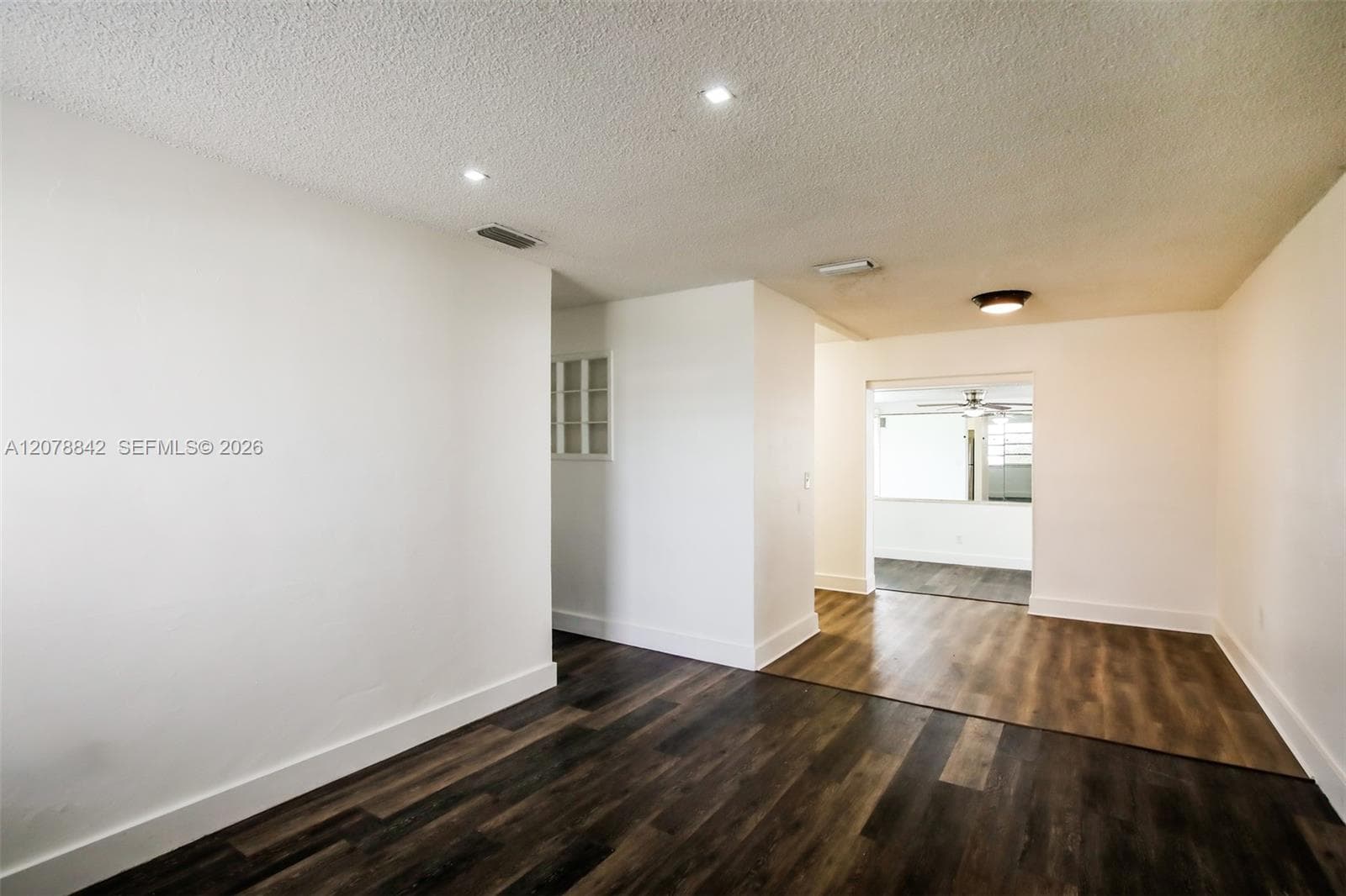 10020 SW 37th St, Miami, FL 33165 photo 4