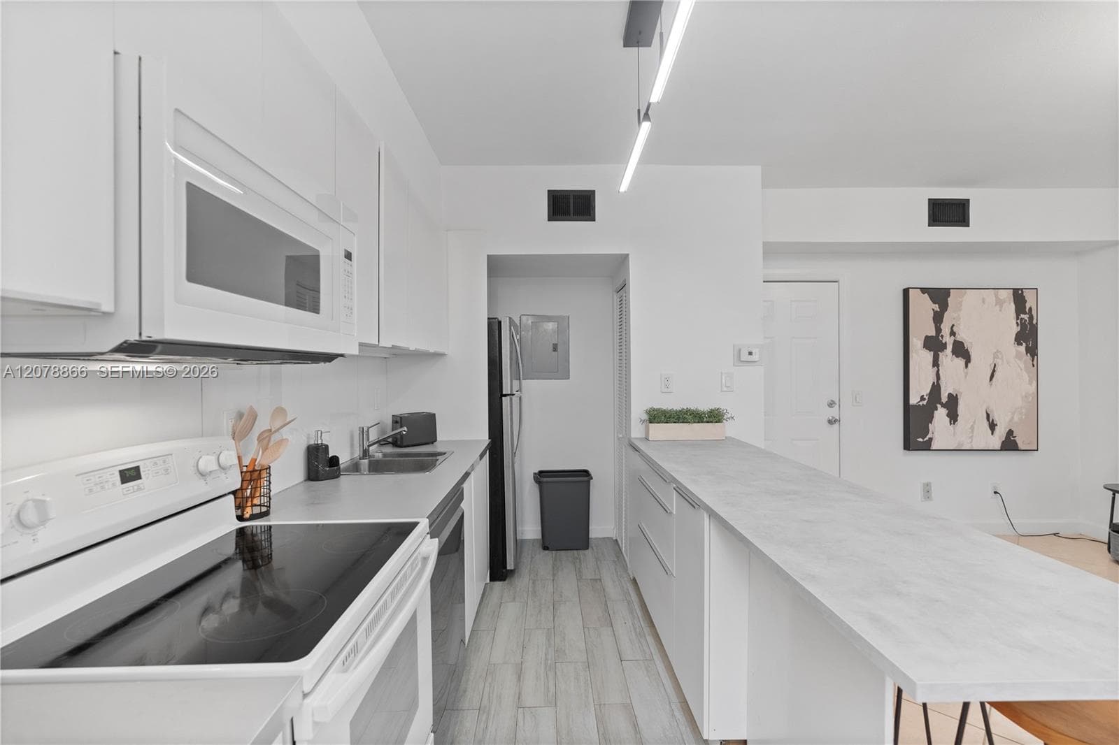 1559 Michigan Ave # 102, Miami Beach, FL 33139 photo 5