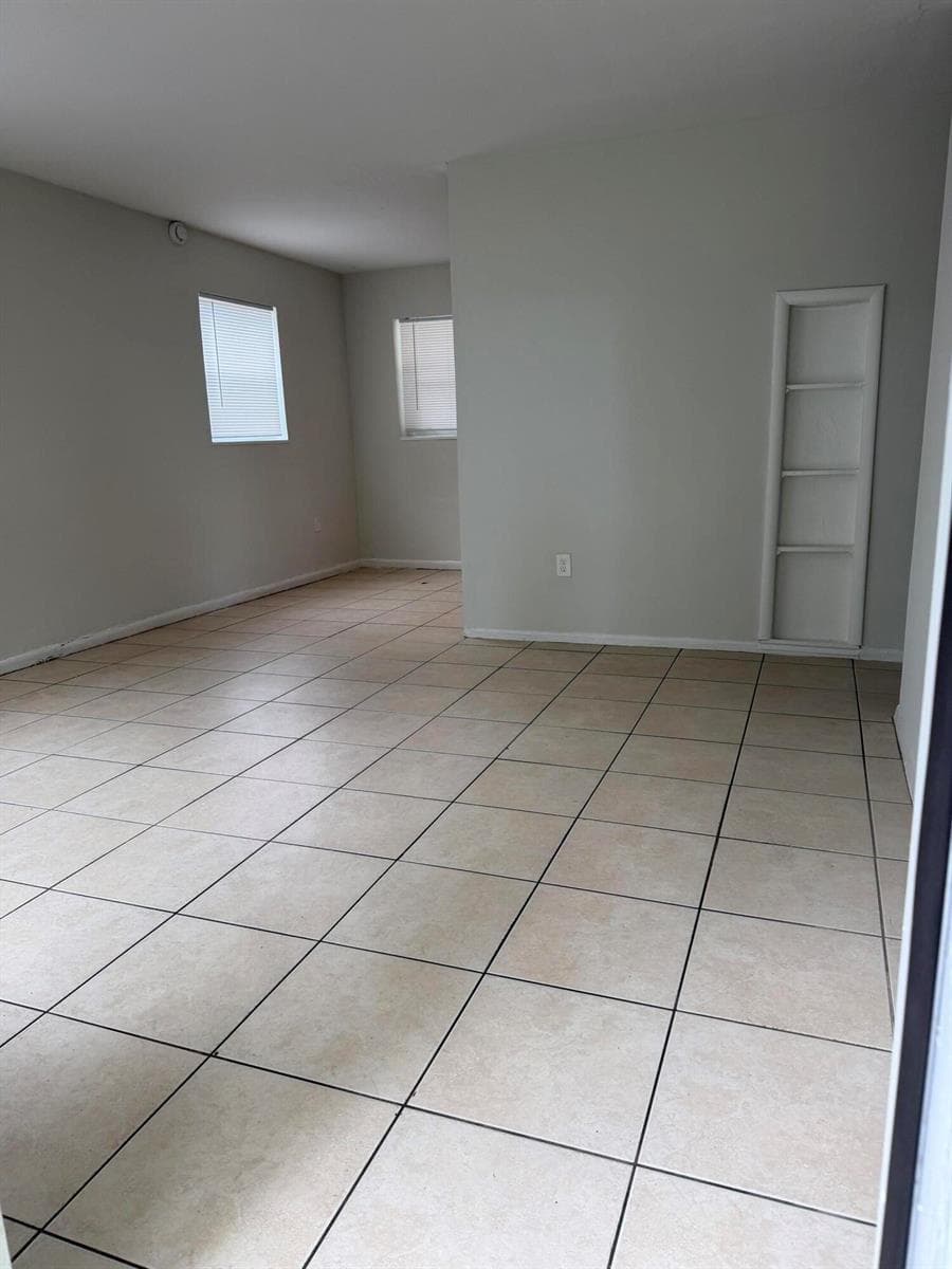 1501 N 70th Way, Hollywood, FL 33024 photo 5