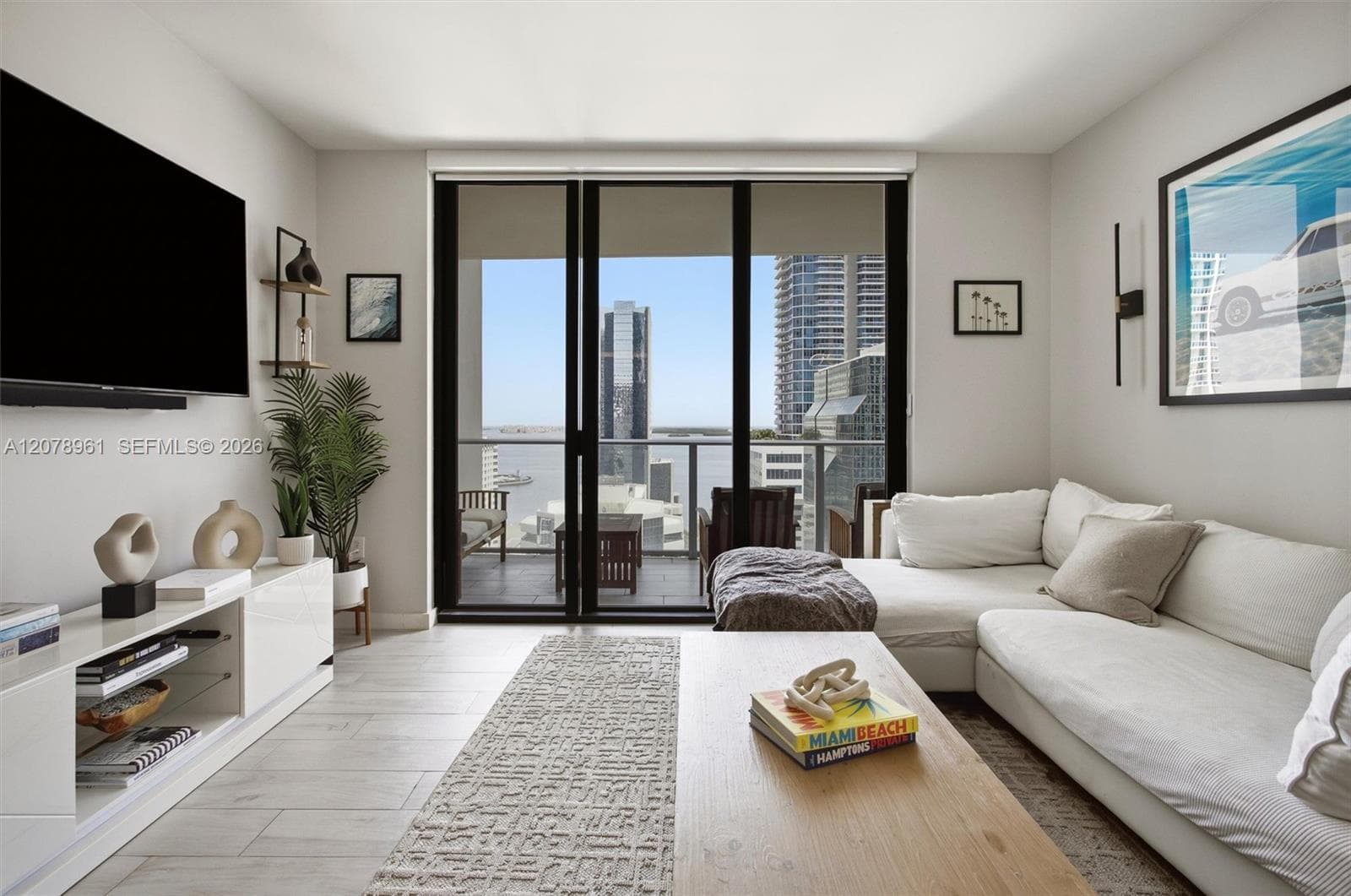 1010 Brickell Ave # 2102, Miami, FL 33131 photo 3