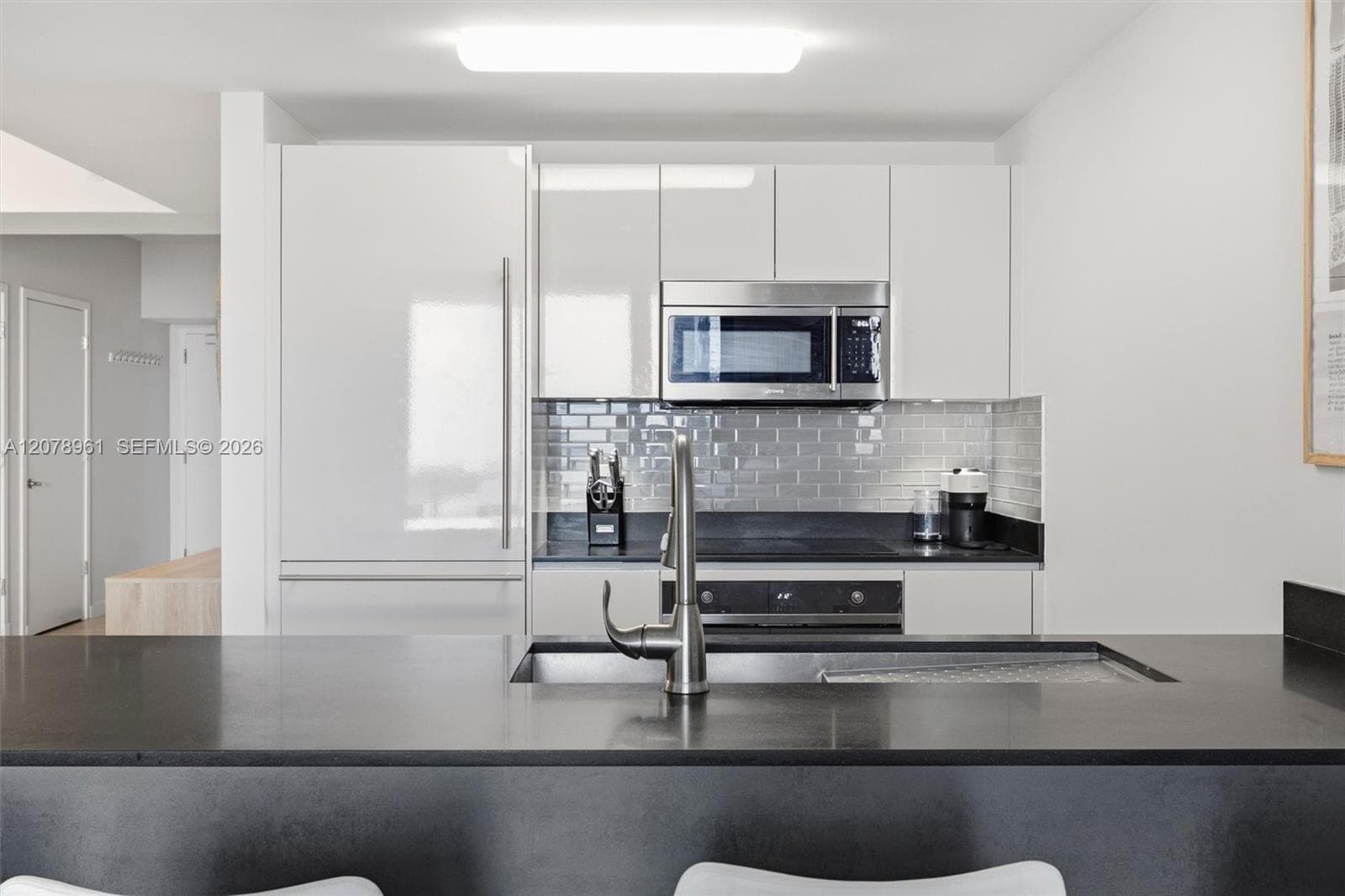 1010 Brickell Ave # 2102, Miami, FL 33131 photo 5