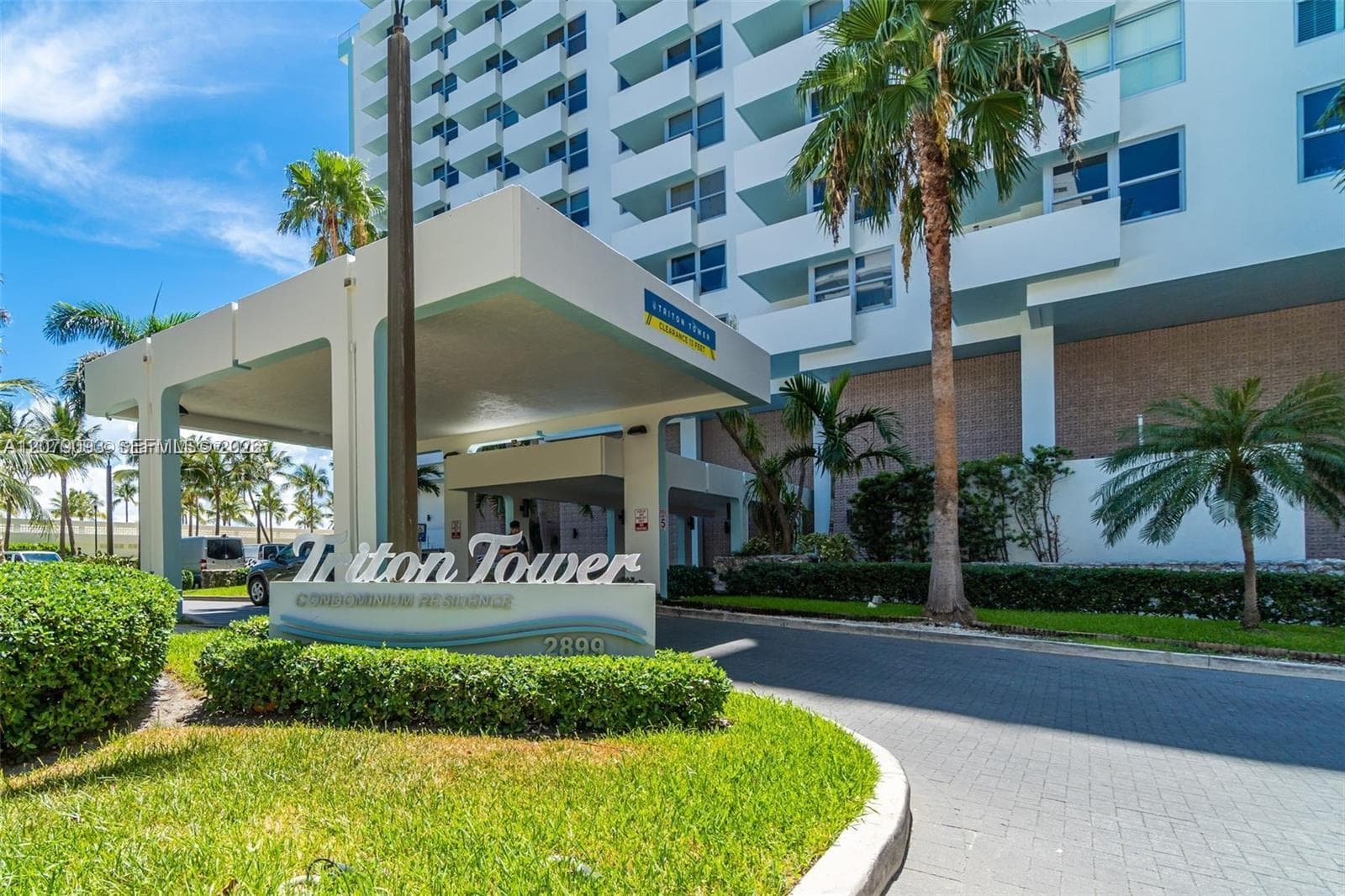 2899 Collins Ave # 544, Miami Beach, FL 33140 photo 2