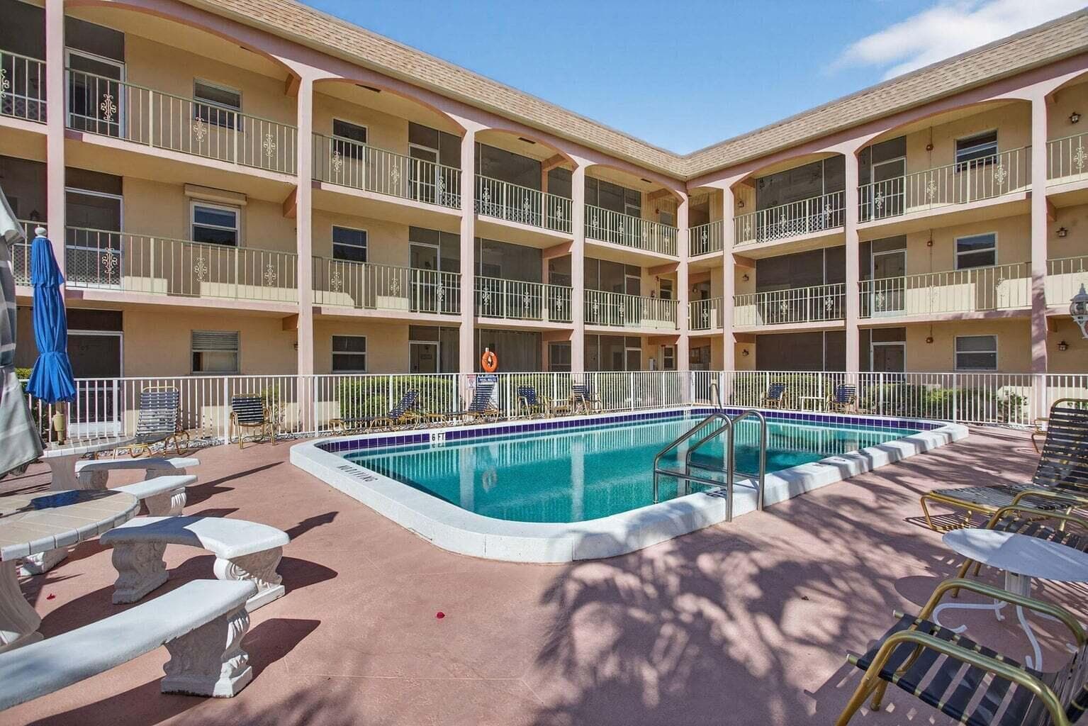 100 SE 6TH Avenue # 303, Pompano Beach, FL 33060 photo 3