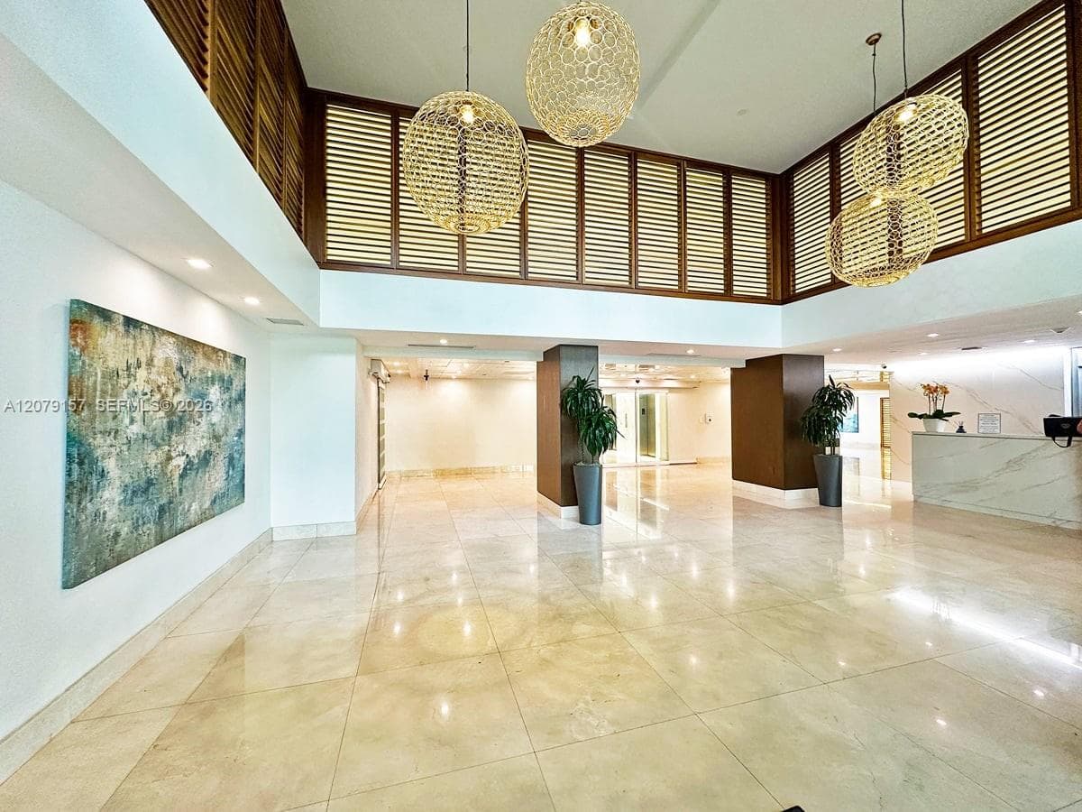 540 Brickell Key Dr # 218, Miami, FL 33131 photo 2