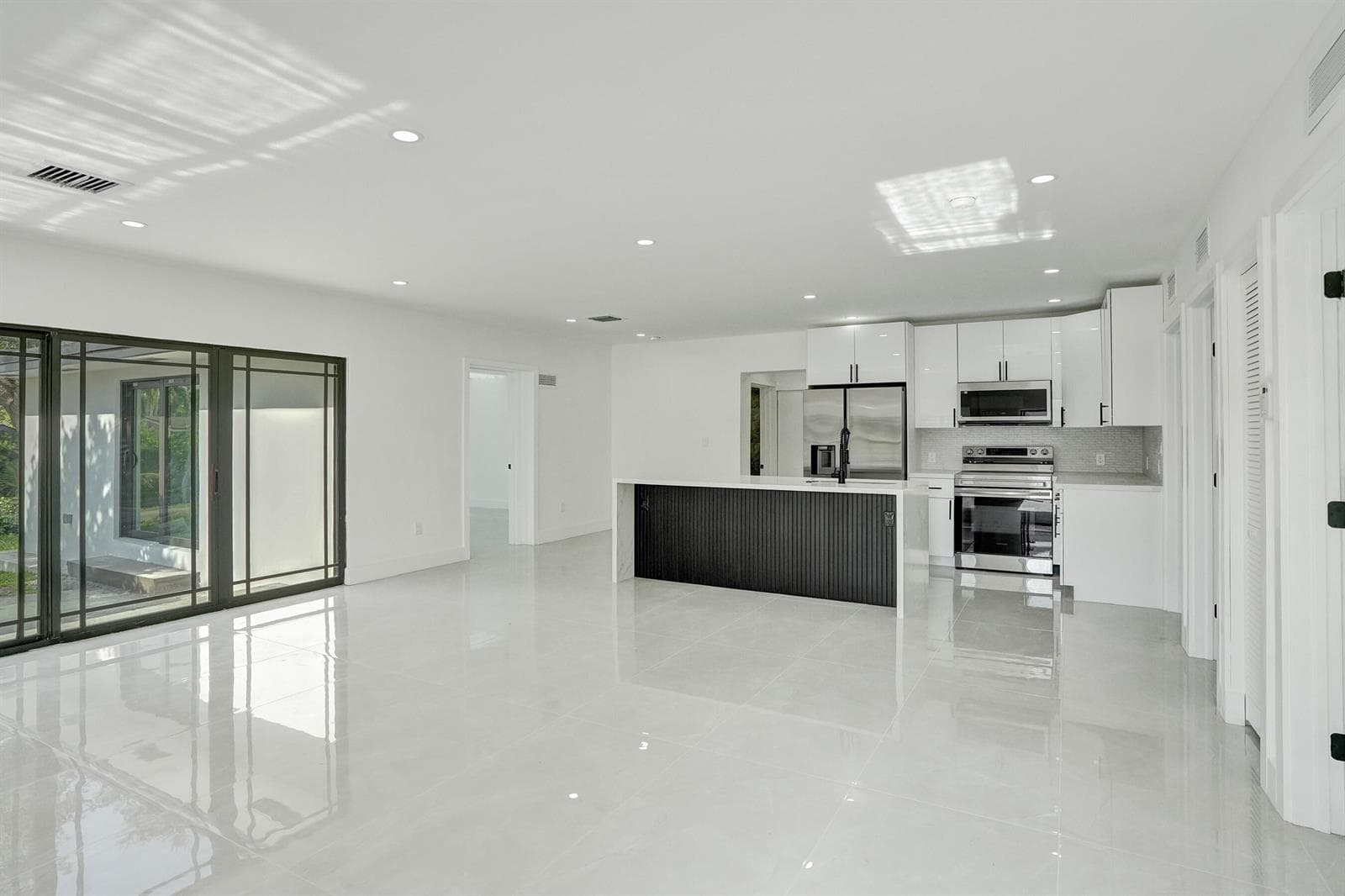 3234 TAFT Street, Hollywood, FL 33021 photo 2