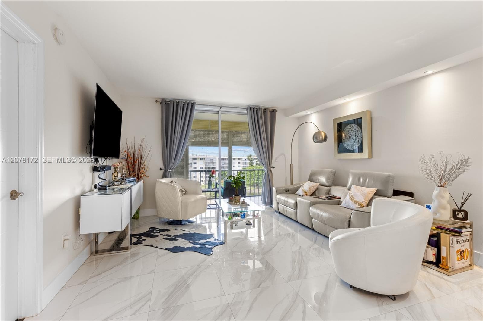 2855 Leonard Dr # H605, Aventura, FL 33160 photo 5