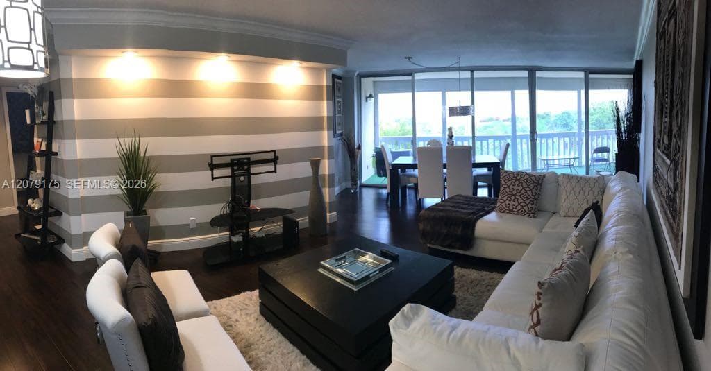 6901 Environ Blvd # 5F, Lauderhill, FL 33319 photo 2