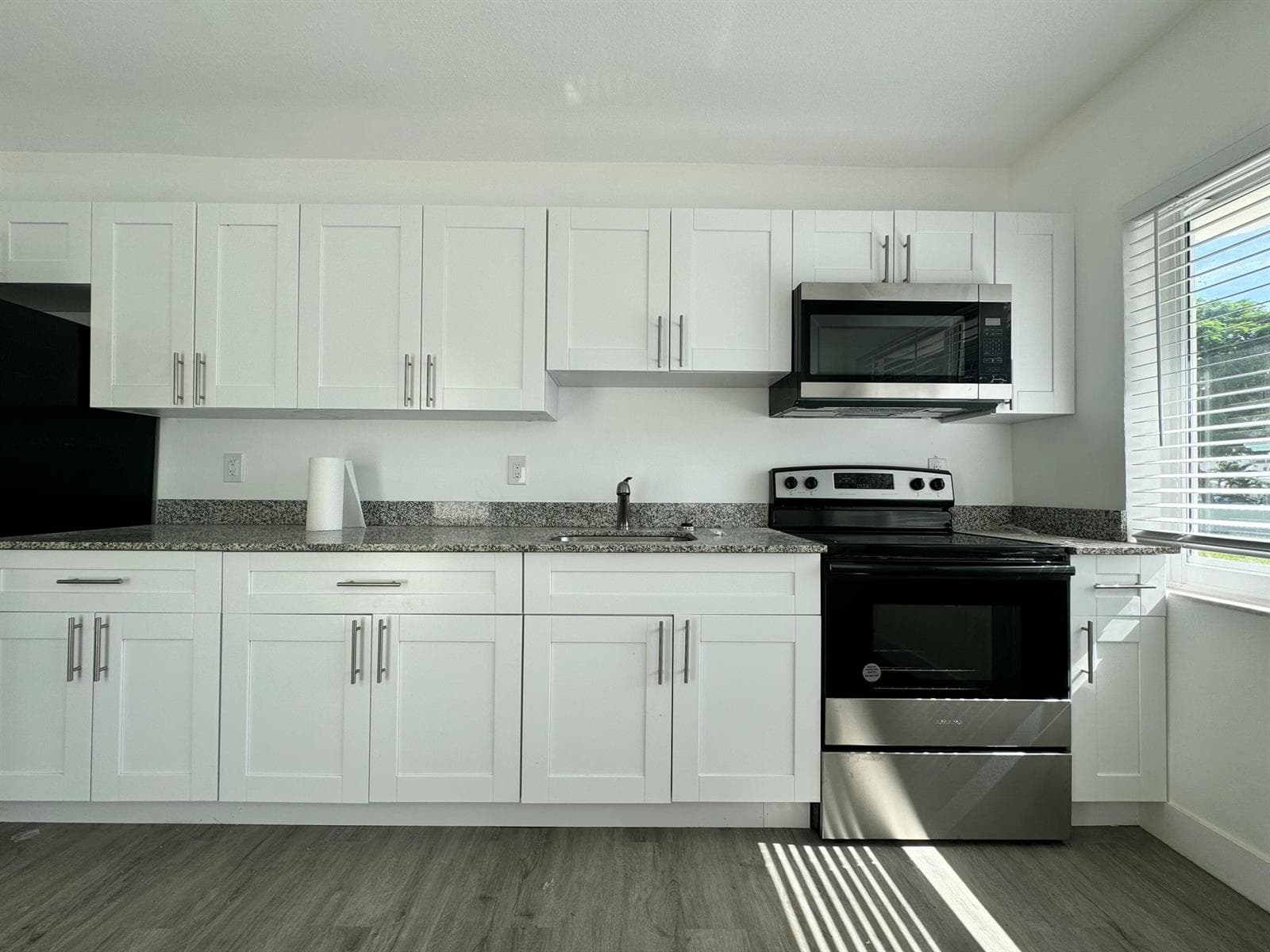 1833 Madison Street, Hollywood, FL 33020 photo 3