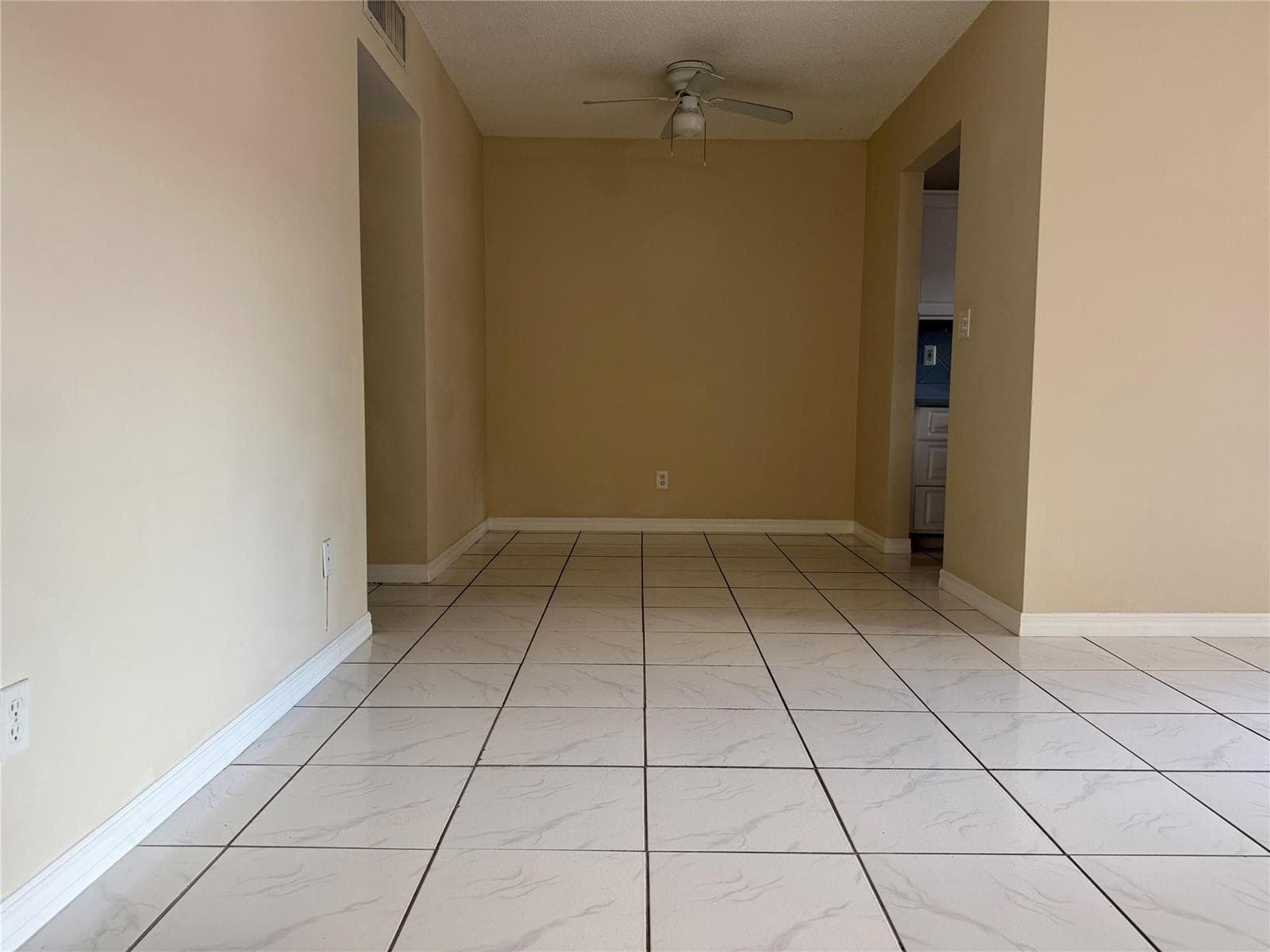 4928 Hollywood Boulevard # 10, Hollywood, FL 33021 photo 3