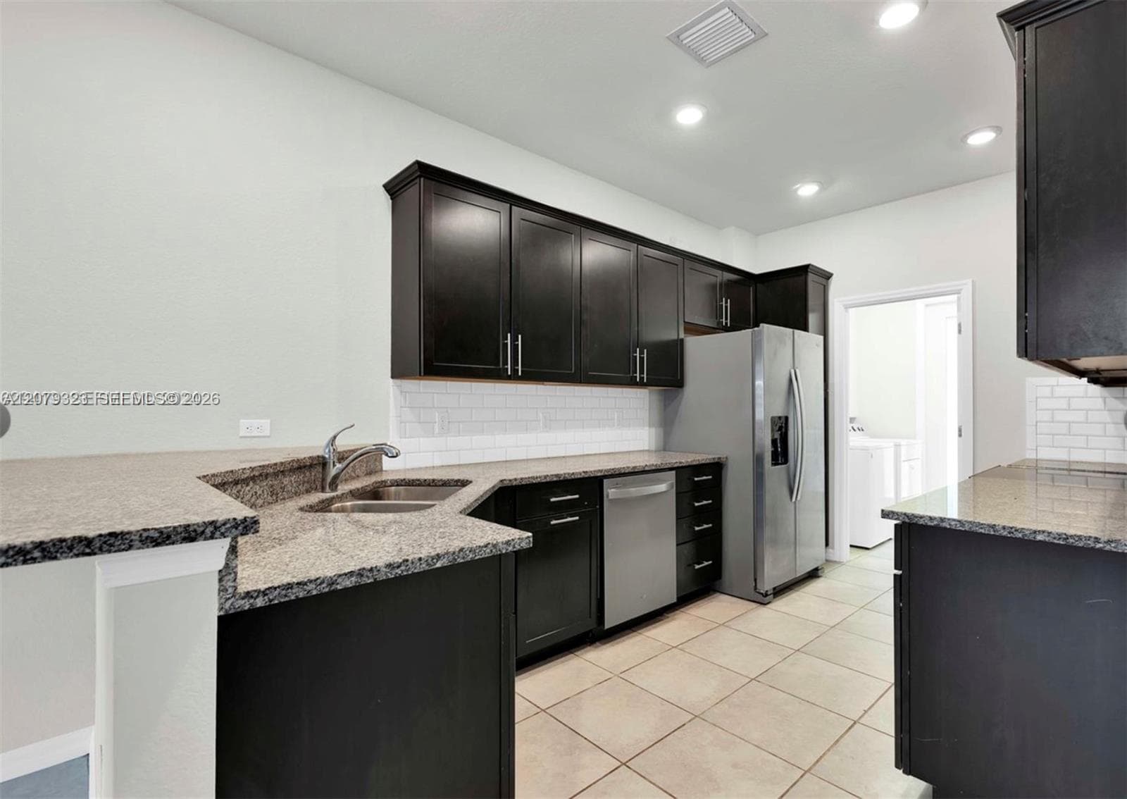 1240 Eucalyptus Dr # 2, Hollywood, FL 33021 photo 5