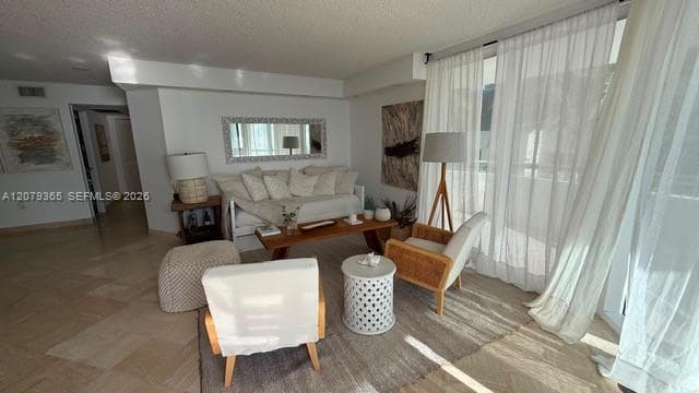 15645 Collins Ave # 206, Sunny Isles Beach, FL 33160 photo 2