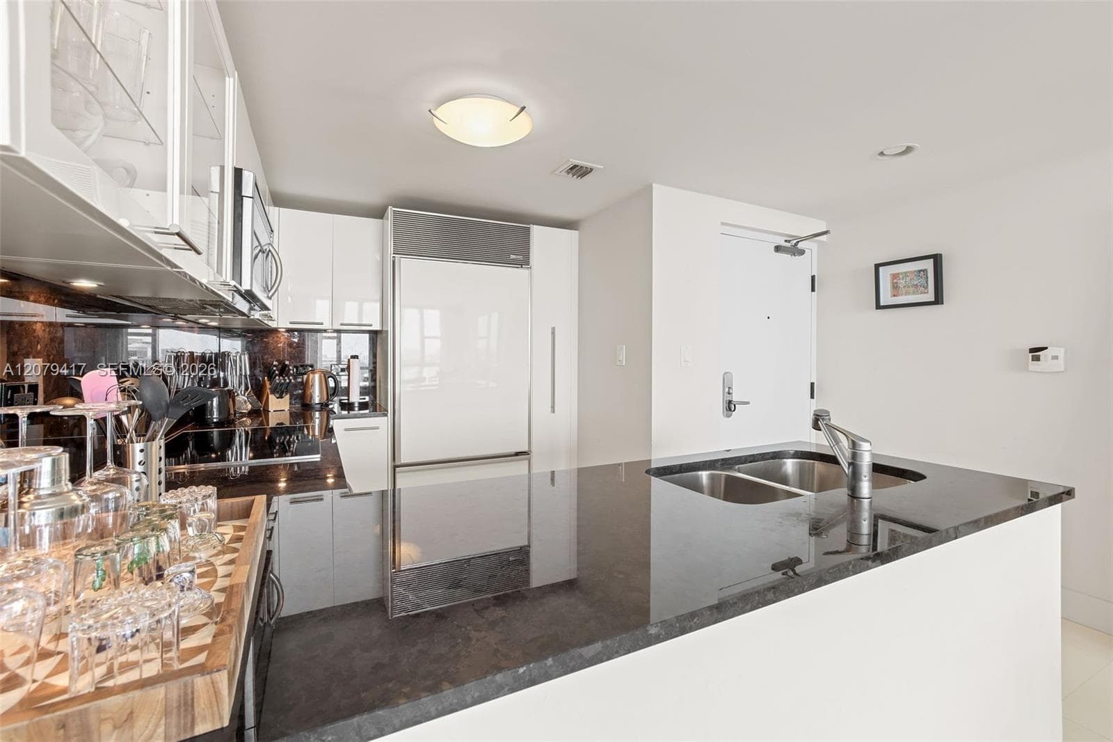 6801 Collins Ave # 1401, Miami Beach, FL 33141 photo 5
